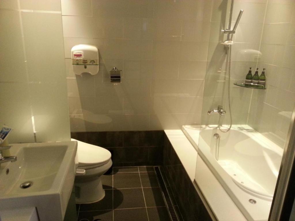 Hi Design Hotel Busan Bagian luar foto