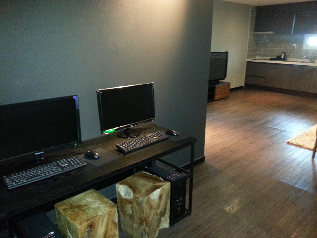 Hi Design Hotel Busan Bagian luar foto
